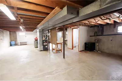 576 Landon Road, Bourbon, MO 65441 - Photo 14