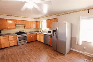 576 Landon Rd, Bourbon, MO 65441 - Photo 6