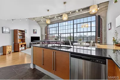 4100 Forest Park Avenue #307, Saint Louis, MO 63108 - Photo 16