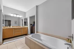 4100 Forest Park Ave, Saint Louis, MO 63108 - Photo 30