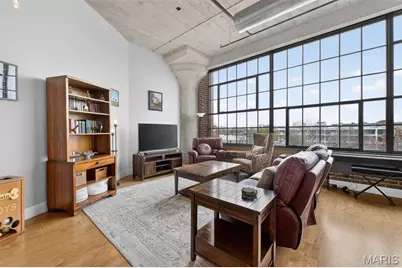 4100 Forest Park Avenue #307, Saint Louis, MO 63108 - Photo 6