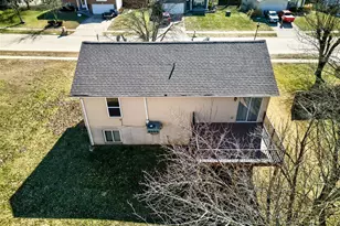 681 Ballantrae Dr, Wentzville, MO 63385 - Photo 28