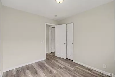 2855 Devonshire Drive, Florissant, MO 63033 - Photo 12