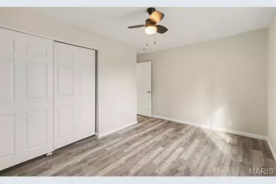 2855 Devonshire Drive, Florissant, MO 63033 - Photo 16