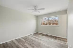 2855 Devonshire Dr, Florissant, MO 63033 - Photo 8