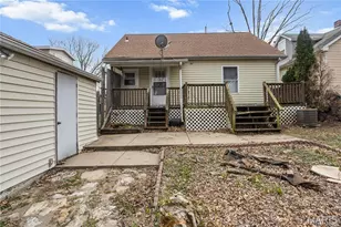 1155 Hall St, Saint Charles, MO 63301 - Photo 16