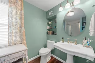 1001 Barberry Ln, Kirkwood, MO 63122 - Photo 32