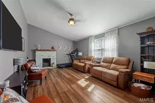 1001 Barberry Ln, Kirkwood, MO 63122 - Photo 20