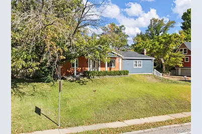 1001 Barberry Lane, Kirkwood, MO 63122 - Photo 6