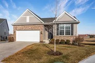 191 Noahs Mill Dr, Lake Saint Louis, MO 63368 - Photo 2