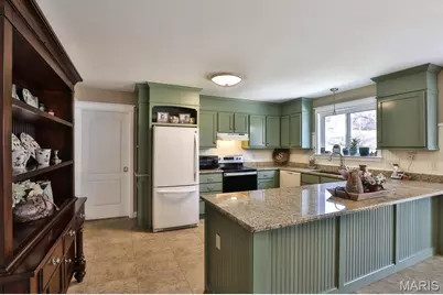 548 Crown Passage Drive, Saint Charles, MO 63303 - Photo 10