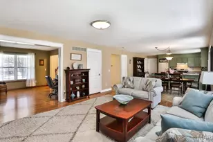 548 Crown Passage Dr, Saint Charles, MO 63303 - Photo 6