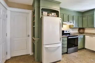 548 Crown Passage Dr, Saint Charles, MO 63303 - Photo 12