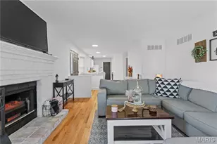 12075 Autumn Lakes Dr, Maryland Heights, MO 63043 - Photo 6