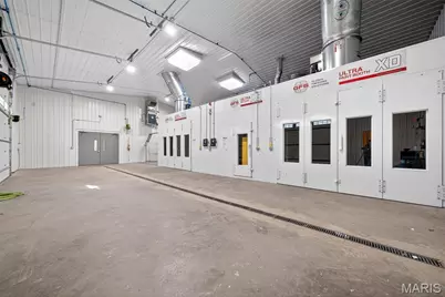 1834 W Outer Highway 61, Moscow Mills, MO 63362 - Photo 14