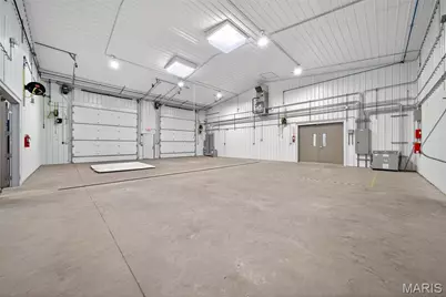 1834 W Outer Highway 61, Moscow Mills, MO 63362 - Photo 18