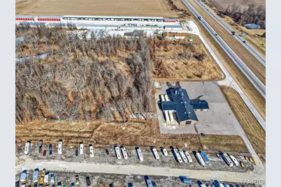 1834 W Outer Highway 61, Moscow Mills, MO 63362 - Photo 62