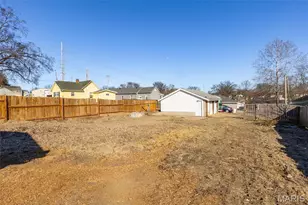 416 Russell Ave, Festus, MO 63028 - Photo 10