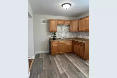 3437 Elmhurst Drive, Bel-Ridge, MO 63121 - Photo 10