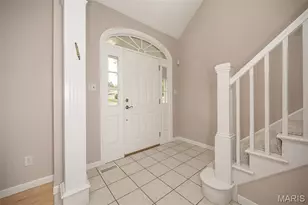 102 Seabrook Ct, Chesterfield, MO 63017 - Photo 4