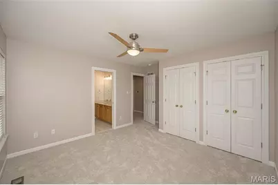 102 Seabrook Court, Chesterfield, MO 63017 - Photo 32