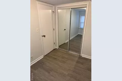 9547 Ridge Avenue, Saint Louis, MO 63114 - Photo 10