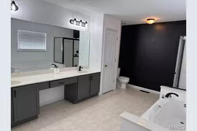 98 Shire Drive, Lake Saint Louis, MO 63367 - Photo 10