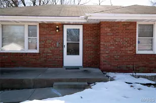 9448 Ardmore Dr, Bellefontaine Neighbors, MO 63137 - Photo 20
