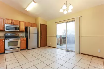 2 Aspen Pointe Drive, O'Fallon, MO 63376 - Photo 6