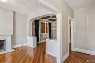 4118 Russell Blvd, Saint Louis, MO 63110 - Photo 6