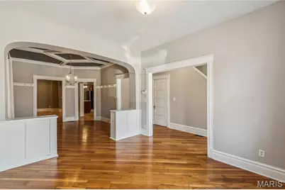 4118 Russell Boulevard, Saint Louis, MO 63110 - Photo 8