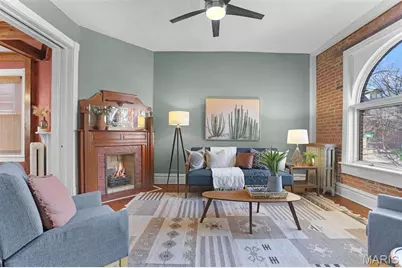 2324 Arkansas Avenue, Saint Louis, MO 63104 - Photo 6