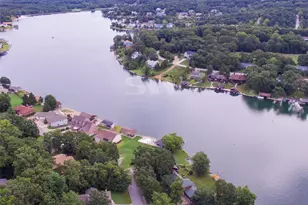 9734 Raintree Village Dr, Hillsboro, MO 63050 - Photo 30