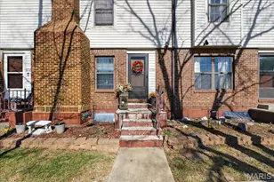 9734 Raintree Village Dr, Hillsboro, MO 63050 - Photo 2