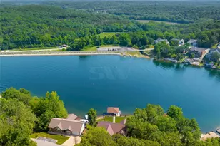 9734 Raintree Village Dr, Hillsboro, MO 63050 - Photo 20