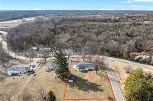 1220 S Point Prairie Rd, Wentzville, MO 63385 - Photo 22