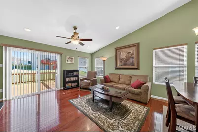 148 Brighton Park Drive, Saint Charles, MO 63303 - Photo 4