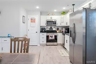 111 N White Oak St, Desloge, MO 63601 - Photo 6