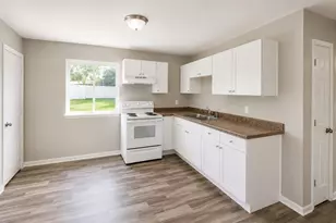 6005 Shillington Dr, Berkeley, MO 63134 - Photo 4