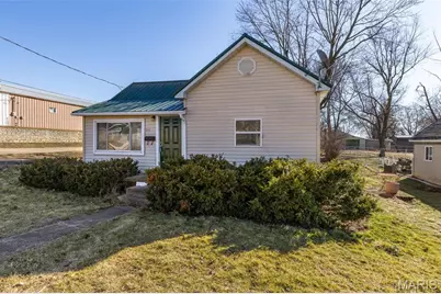 202 S Cantwell Lane, Desloge, MO 63601 - Photo 2