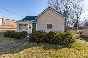 202 S Cantwell Ln, Desloge, MO 63601 - Photo 2