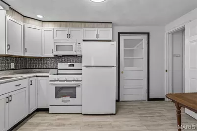 202 S Cantwell Lane, Desloge, MO 63601 - Photo 8