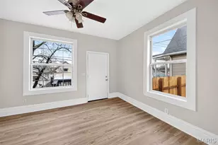 4028 Schiller Pl, Saint Louis, MO 63116 - Photo 8