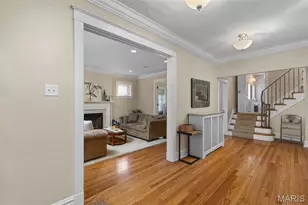 7330 Kingsbury Blvd, Saint Louis, MO 63130 - Photo 2