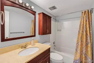 1465 Heritage Landing, Saint Charles, MO 63303 - Photo 16