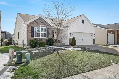 272 Hyde Park Avenue, Wentzville, MO 63385 - Photo 2