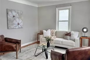 3668 Dixie Dr, Saint Ann, MO 63074 - Photo 2