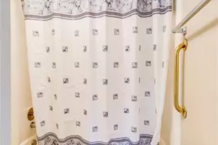 1015 Fairways Dr, Lake Saint Louis, MO 63367 - Photo 16