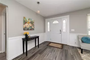 1598 Matlock Dr, Florissant, MO 63031 - Photo 2