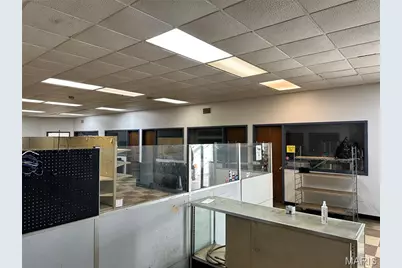 1323 Ferguson Avenue, Pagedale, MO 63133 - Photo 6